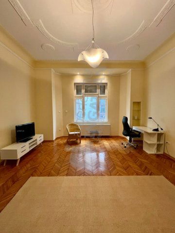 Kiadó téglalakás, albérlet, V. kerületben, Belgrád rakparton