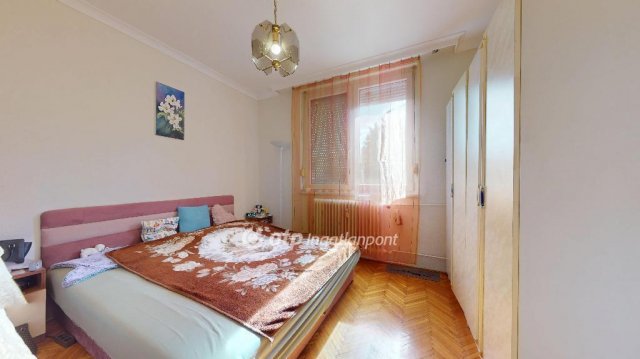 Eladó téglalakás, Nyíregyházán 43 M Ft, 2 szobás