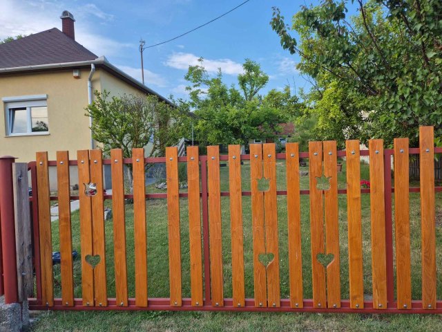 Eladó családi ház, Csabdiban 79 M Ft, 3 szobás