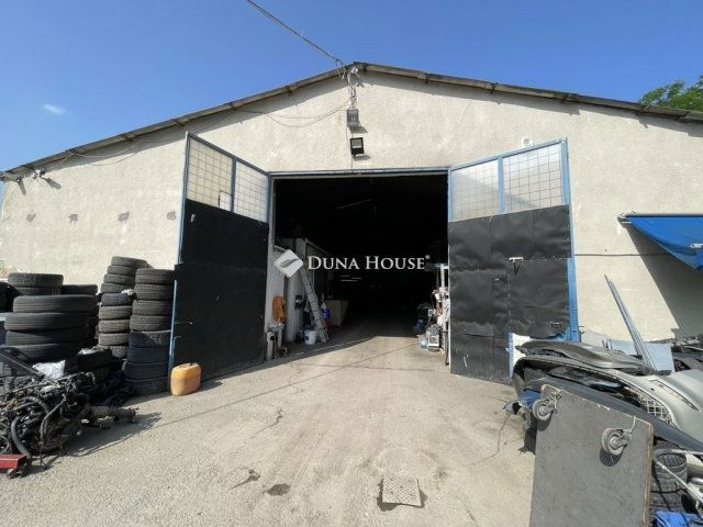 Eladó ipari ingatlan, Budapesten, XVII. kerületben 490 M Ft