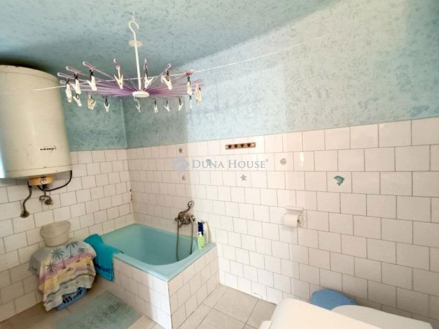 Eladó családi ház, Nagykőrösön 30.5 M Ft, 2 szobás