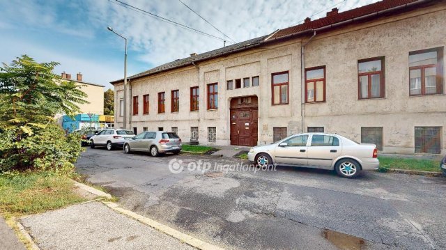 Eladó téglalakás, Miskolcon 21.5 M Ft, 1 szobás