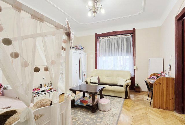 Eladó iroda, Budapesten, XIV. kerületben, Róna utcában 98.9 M Ft