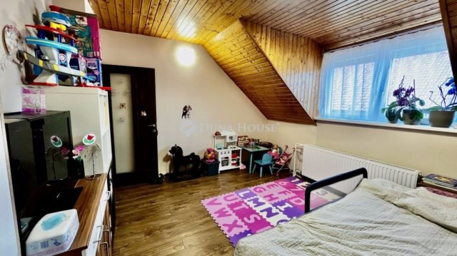 Eladó családi ház, Szombathelyen 77 M Ft, 4 szobás