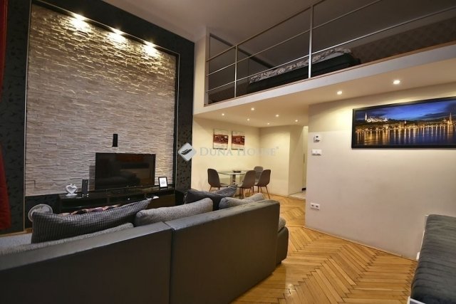 Eladó téglalakás, Budapesten, VII. kerületben 78.38 M Ft