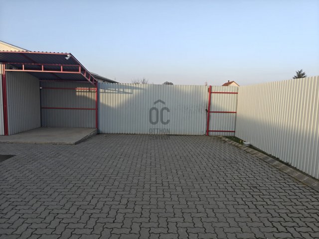 Kiadó ipari ingatlan, Cegléden 450 E Ft / hó