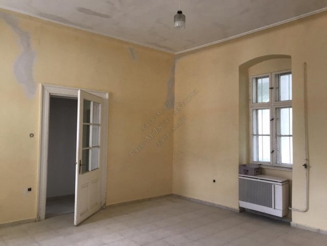 Eladó családi ház, Szentesen 82 M Ft, 5 szobás