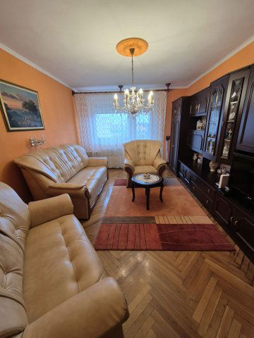 Eladó téglalakás, Szolnokon 35.9 M Ft, 1+1 szobás