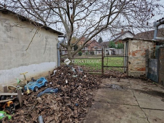 Eladó családi ház, Monoron 47.99 M Ft, 2 szobás