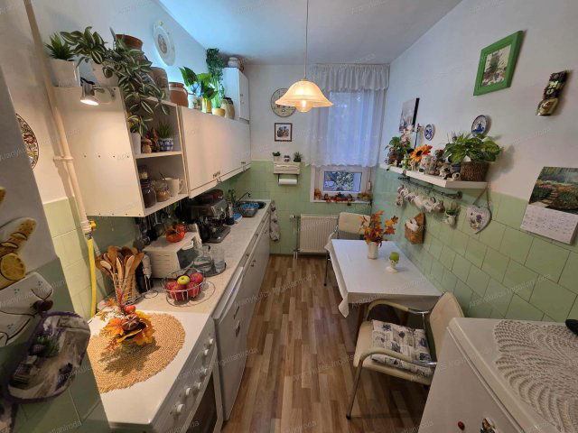 Eladó téglalakás, Gyulán 34.99 M Ft, 2 szobás