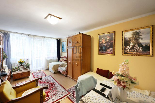 Eladó téglalakás, Szentendrén 34.9 M Ft, 1 szobás