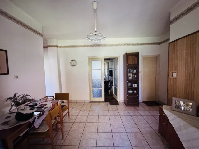 Eladó családi ház, Kaposváron 42 M Ft, 3 szobás
