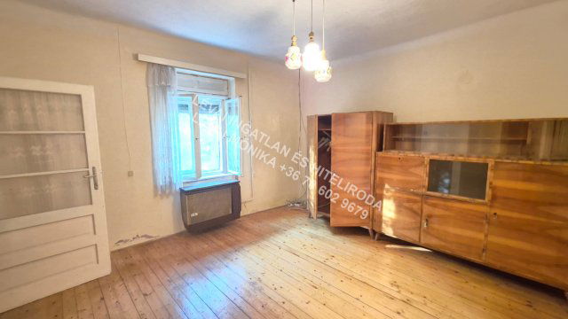 Eladó családi ház, Békéscsabán 24.9 M Ft, 2 szobás