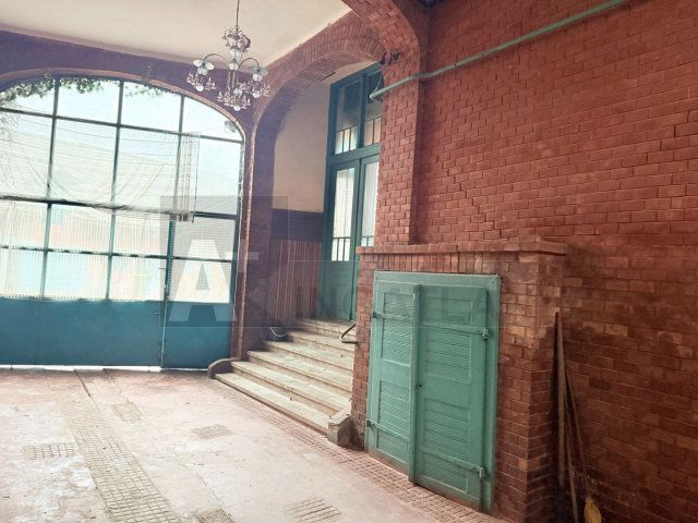 Eladó családi ház, Hódmezővásárhelyen 67.9 M Ft, 6 szobás