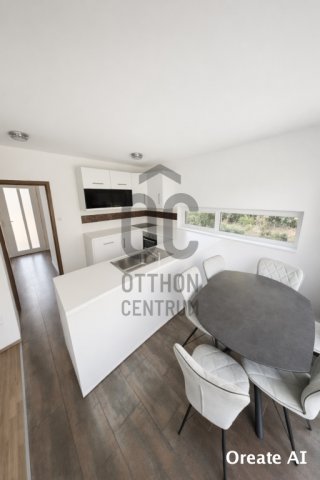 Kiadó ikerház, albérlet, Budapesten, III. kerületben, 5 szobás