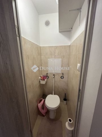 Eladó panellakás, Budapesten, III. kerületben 72.5 M Ft, 2 szobás