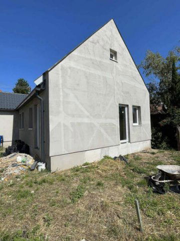 Eladó családi ház, Pilisvörösváron 119.9 M Ft, 4 szobás