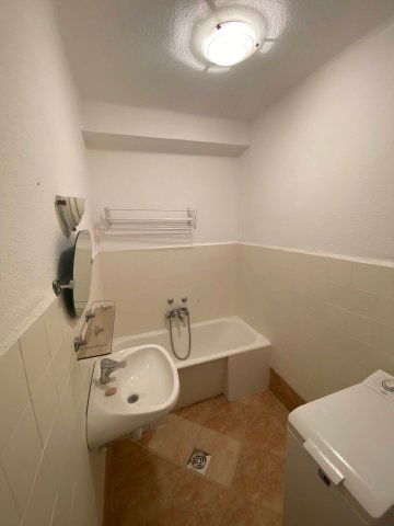 Eladó téglalakás, Budapesten, XXI. kerületben 67.5 M Ft