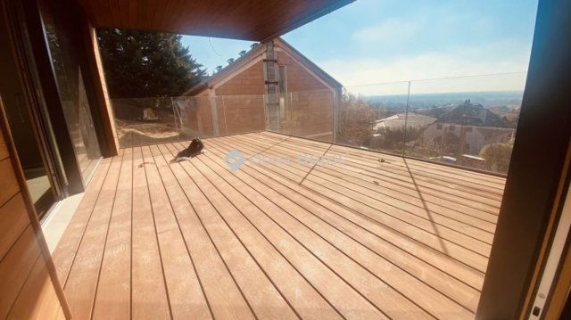 Eladó családi ház, Csömörön 253 M Ft, 4 szobás