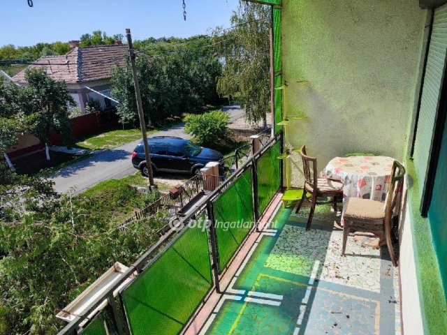 Eladó téglalakás, Körösladányban 13.9 M Ft, 3 szobás