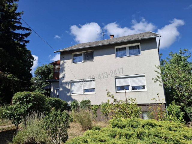 Eladó családi ház, Nagykovácsiban 117.9 M Ft, 5 szobás