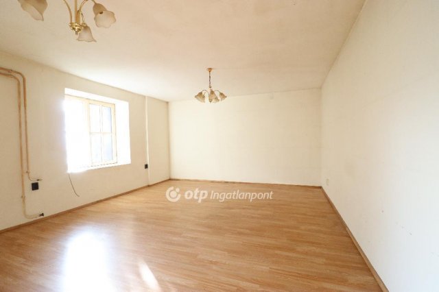 Eladó családi ház, Budapesten, II. kerületben 109.98 M Ft