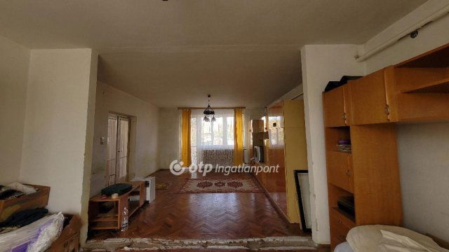 Eladó családi ház, Jászberényben 42.5 M Ft, 4 szobás