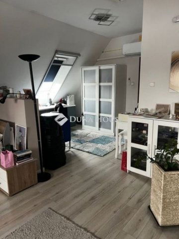 Eladó családi ház, Budapesten, XVII. kerületben 270 M Ft