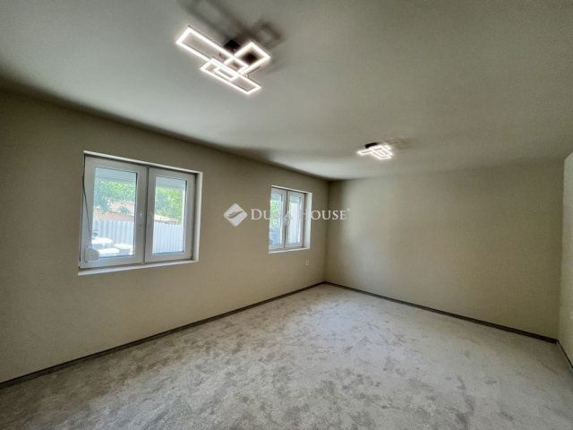 Eladó családi ház, Fóton 99.9 M Ft, 4 szobás