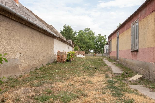 Eladó családi ház, Tárkányban 10 M Ft, 4+2 szobás