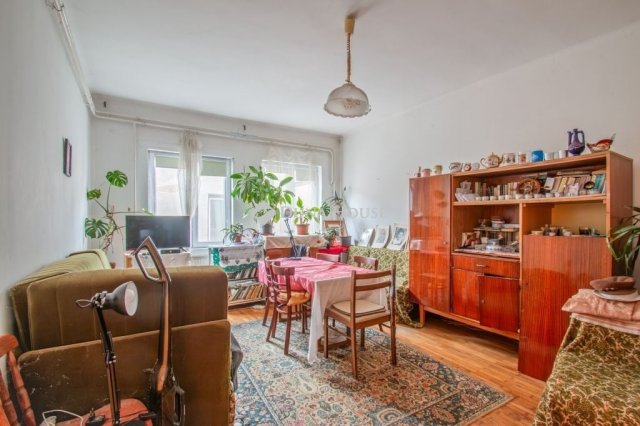 Eladó ikerház, Budapesten, XVI. kerületben 144.9 M Ft, 7 szobás