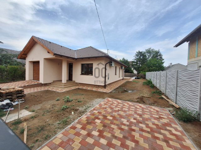 Eladó családi ház, Veresegyházon 155 M Ft, 5 szobás