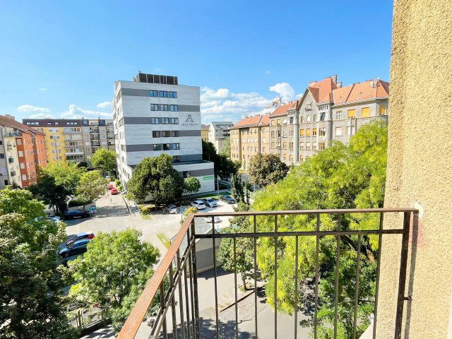 Eladó téglalakás, VIII. kerületben, Kis Fuvaros utcában