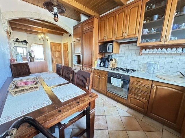 Eladó téglalakás, Kecskeméten 93 M Ft, 3 szobás