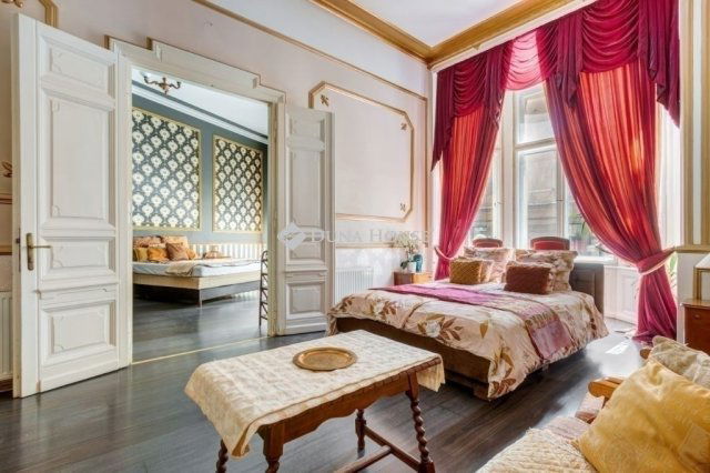 Eladó téglalakás, Budapesten, VII. kerületben 120.49 M Ft