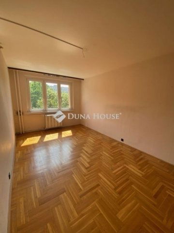 Eladó panellakás, Budapesten, III. kerületben 77.9 M Ft, 3 szobás