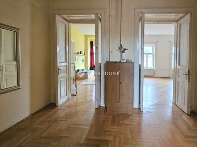 Eladó téglalakás, Budapesten, VIII. kerületben 169.99 M Ft