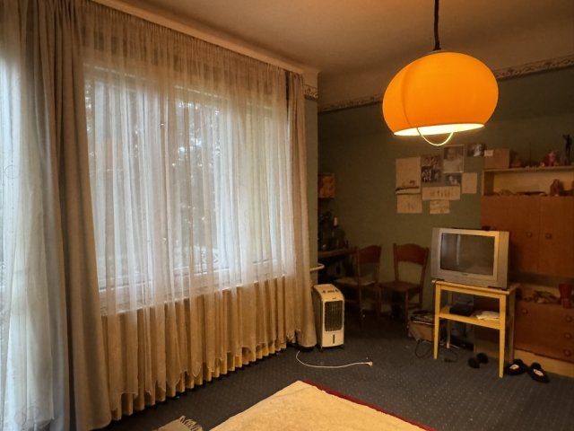 Eladó családi ház, Jászapátiban 18.5 M Ft, 4 szobás