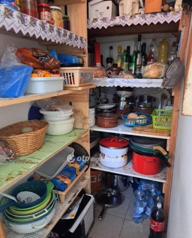 Eladó családi ház, Bicskén 99 M Ft, 3 szobás