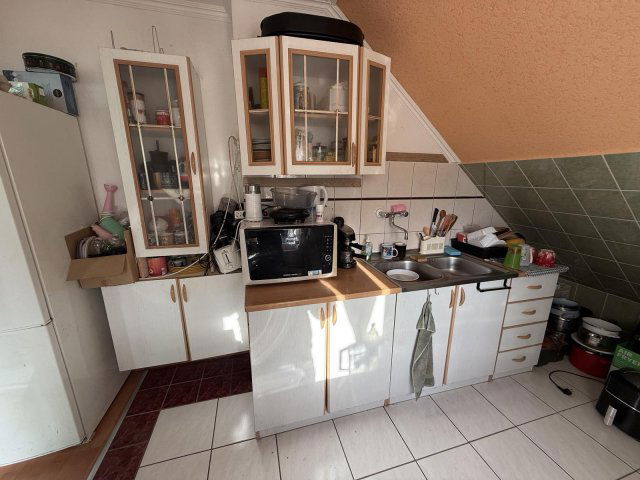 Eladó téglalakás, Gödöllőn 31.9 M Ft, 6 szobás