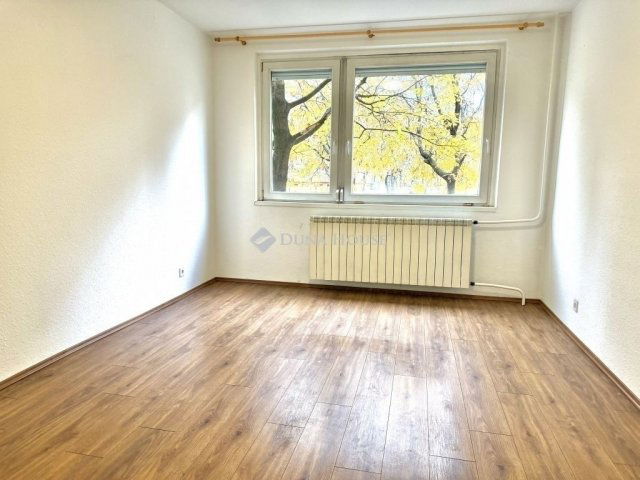 Eladó panellakás, Budapesten, XXI. kerületben 53.8 M Ft, 2 szobás