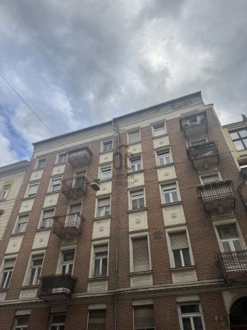 Eladó téglalakás, Budapesten, VIII. kerületben 81.99 M Ft