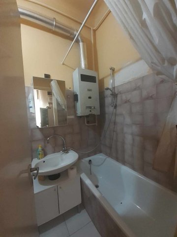 Kiadó téglalakás, albérlet, XIII. kerületben, Váci úton