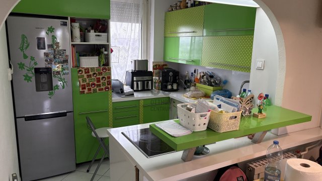 Eladó panellakás, XVI. kerületben, Rákospalotai határúton