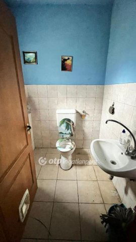 Eladó családi ház, Dabronyon 18 M Ft, 2 szobás