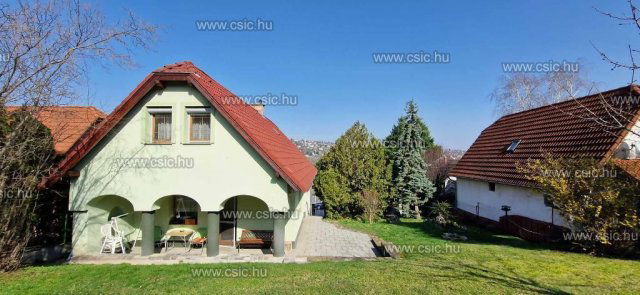 Eladó családi ház, Szentendrén 134 M Ft, 3 szobás