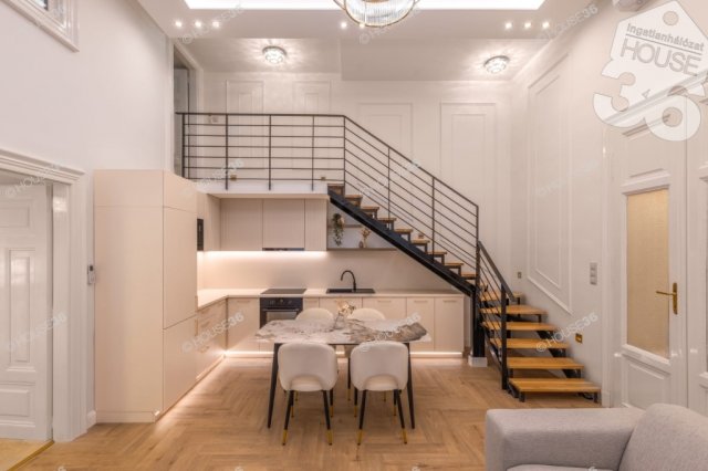 Eladó téglalakás, Budapesten, V. kerületben 159.9 M Ft, 4 szobás