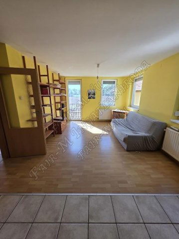 Kiadó téglalakás, albérlet, Szegeden 135 E Ft / hó, 2 szobás