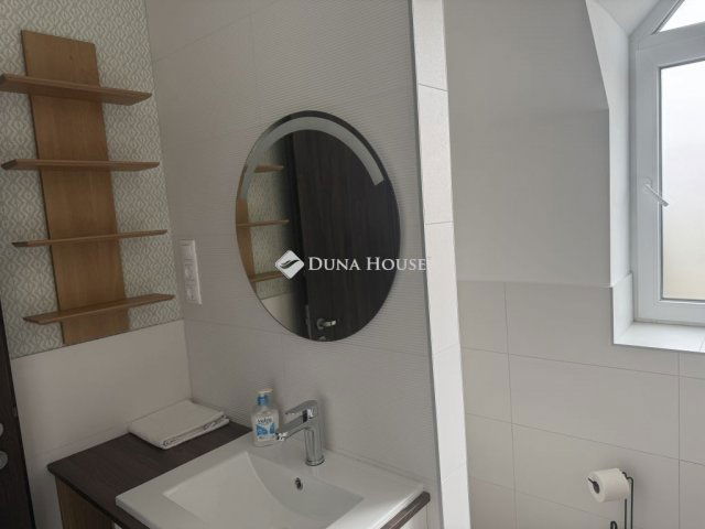 Kiadó téglalakás, albérlet, Érden 270 E Ft / hó, 2 szobás