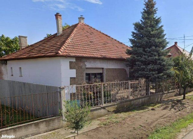 Eladó családi ház, Kecskeméten 45 M Ft, 2+1 szobás